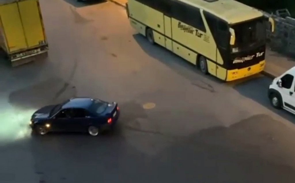 Arnavutköy’de Drift Yapan Maganda Kamerada