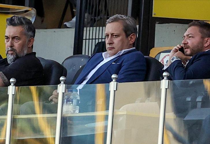 Burak Elmas basın toplantısı düzenleyecek