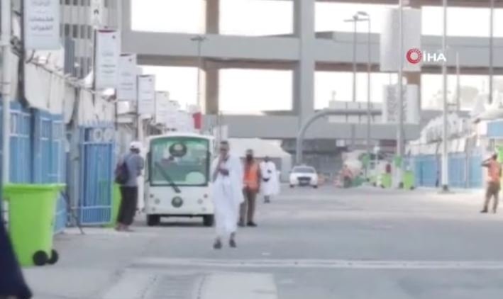 Hacı Adayları Mina’ya Ulaşmaya Başladı