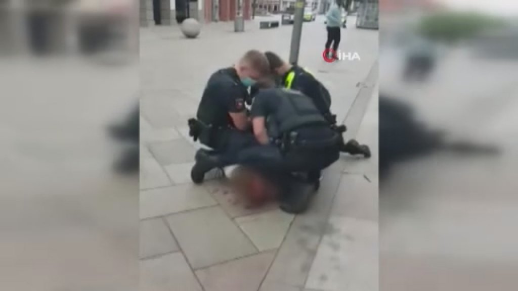 Almanya’daki Polis Şiddeti George Floyd’u Akıllara Getirdi