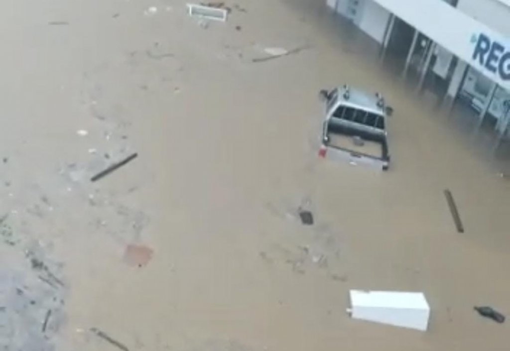 Artvin’de Sel Ve Heyelan