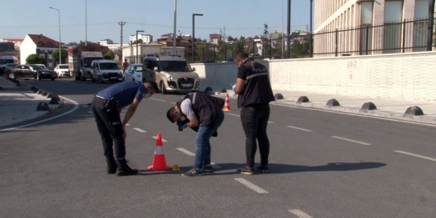 Arnavutköy’de kaymakamlık binası önünde silahlı saldırı