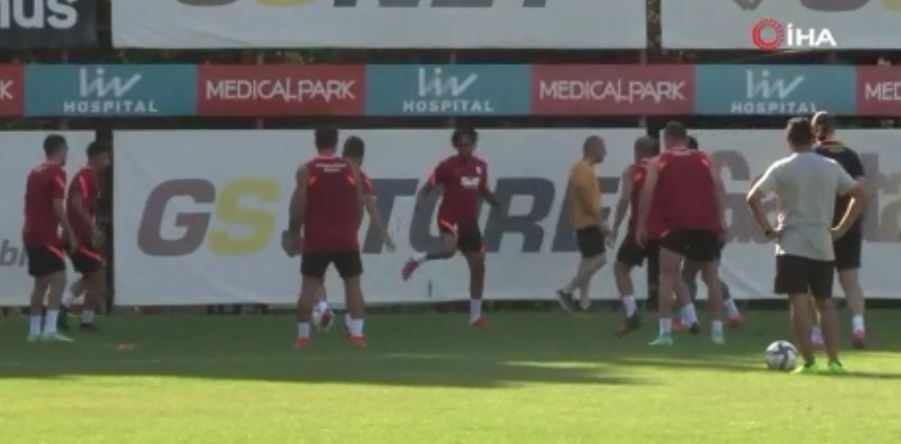 Galatasaray, PSV maçı hazırlıklarını tamamladı