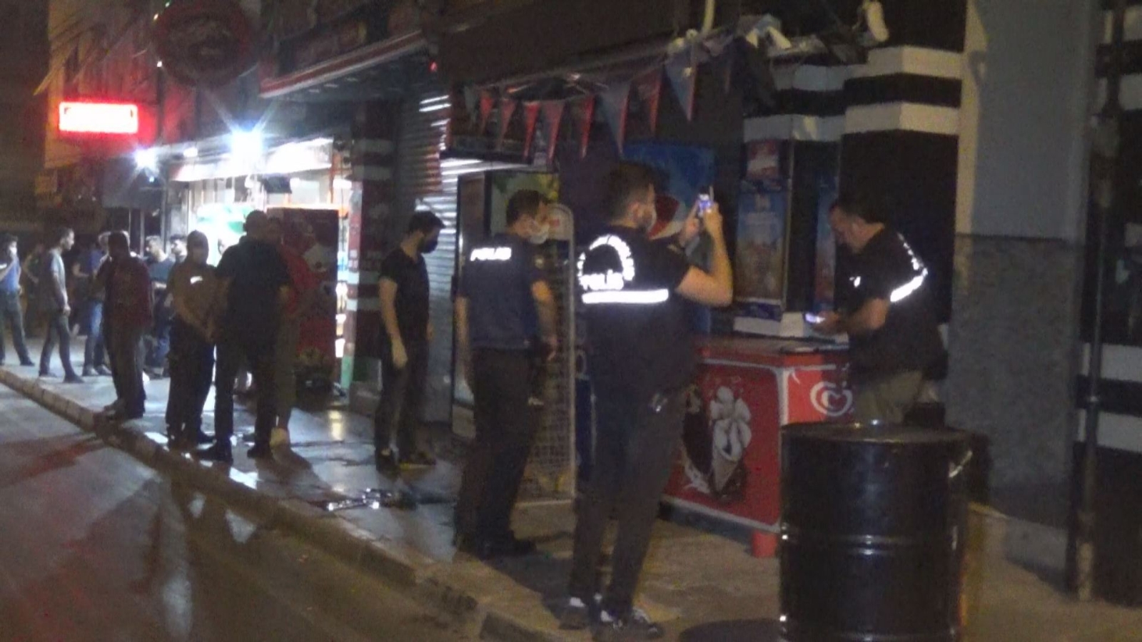 İzmir’de Moto Kuryelerin Kavgası Kanlı Bitti: 1 Ölü