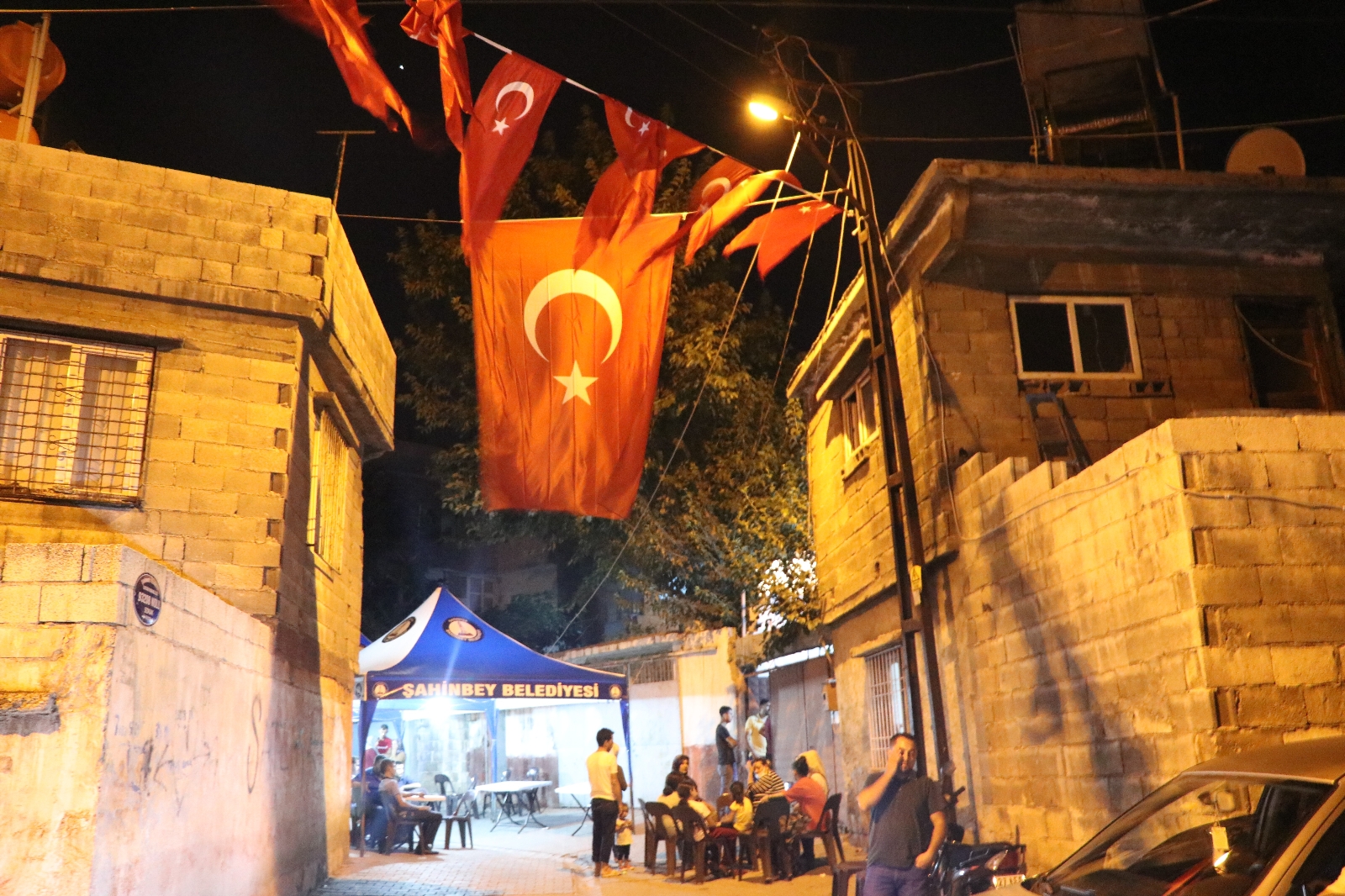 Kuzey Irak’ta Şehit Olan Askerin Gaziantep’teki Ailesine Şehadet Haberi Verildi