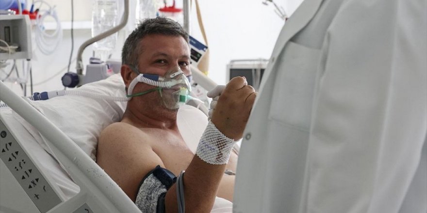 Yoğun Bakımdaki Kovid-19 Hastasından aşı çağrısı