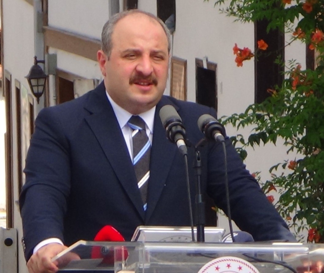 Bakan Varank: "2022’nin sonunda yerli otomobilde seri üretime geçeceğiz"