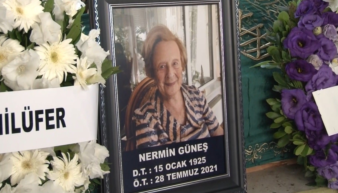 Eski Dışişleri Bakanı Turan Güneş’in eşi Nermin Güneş son yolculuğuna uğurlandı