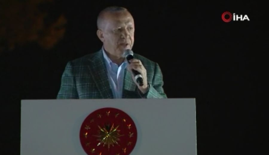 Cumhurbaşkanı Erdoğan: “1 ay içerisinde evlerin inşasına başlanacak”