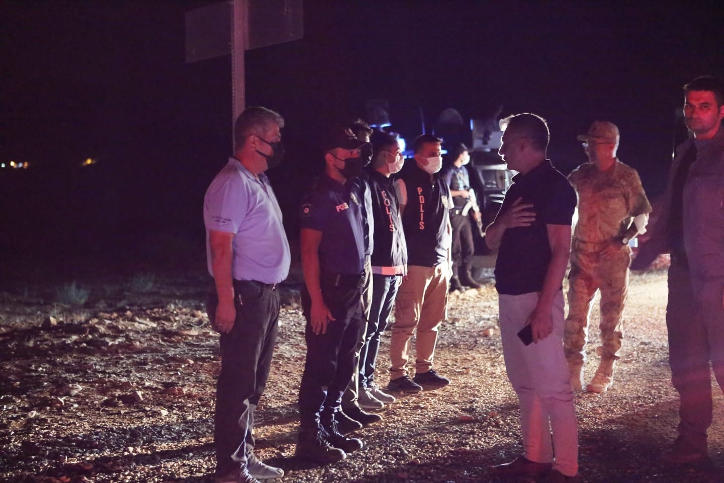 Tunceli’deki Orman Yangınında Soğutma Çalışmaları Sürüyor