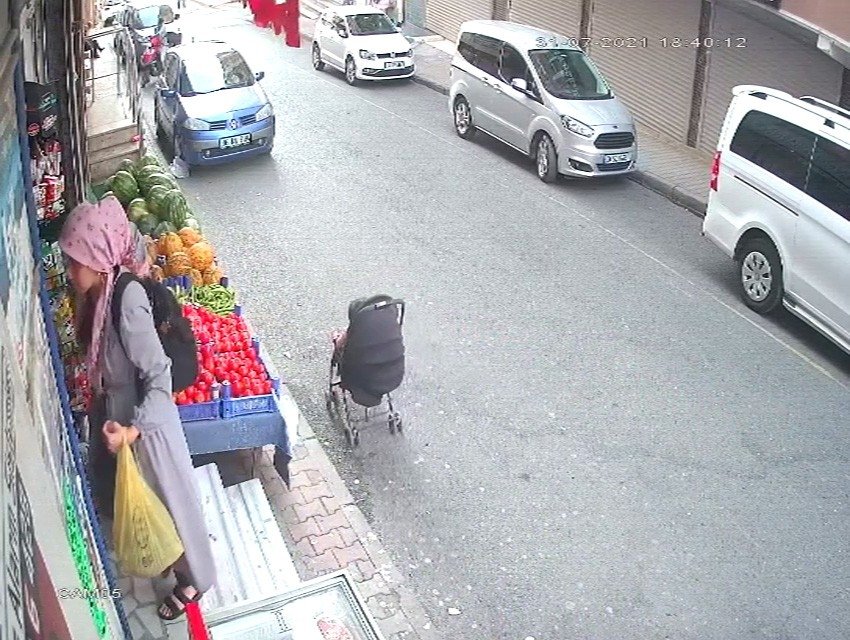 Küçükçekmece’de Yürekleri Ağızlara Getiren Olay Kamerada