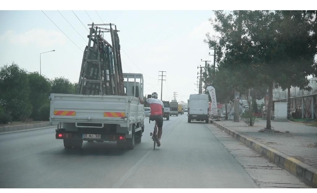 Engelli Gencin Tehlikeli Yolculuğu