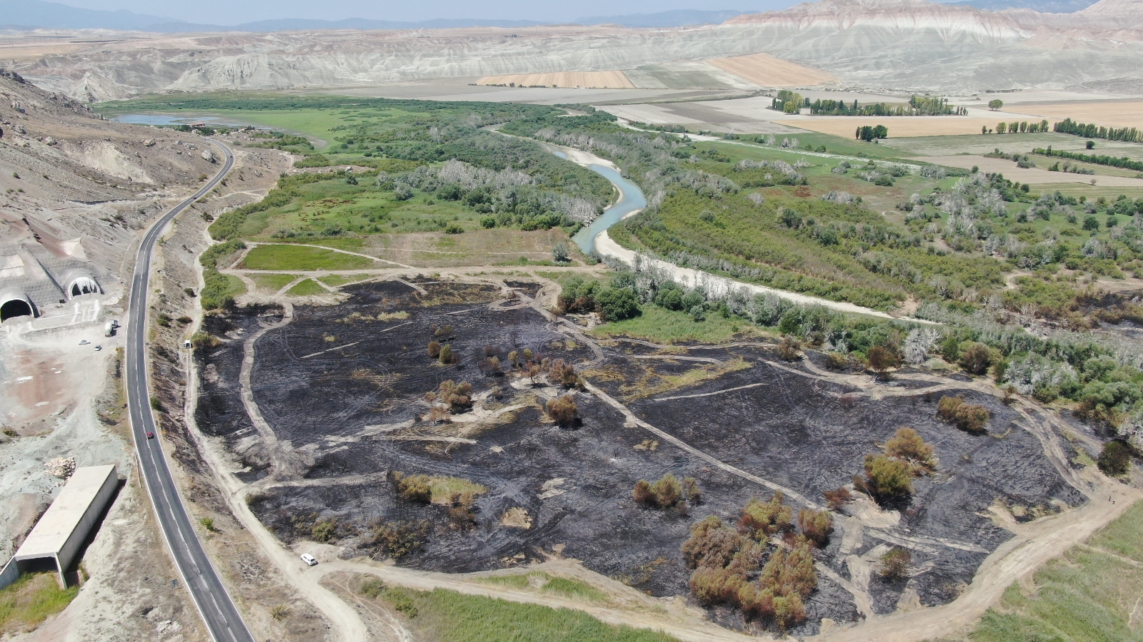 Kuş Cenneti’nde Çıkan Yangının Tahribatı Havadan Görüntülendi