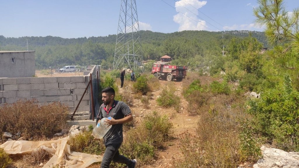 Alanya’daki Orman Yangını Hızlı Müdahale İle Söndürüldü