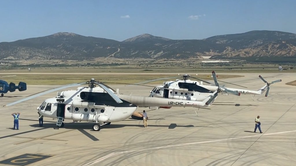 Ukrayna’dan Gelen 5 Helikopter Yangınlara Gece Müdahalesi İçin Havalanacak