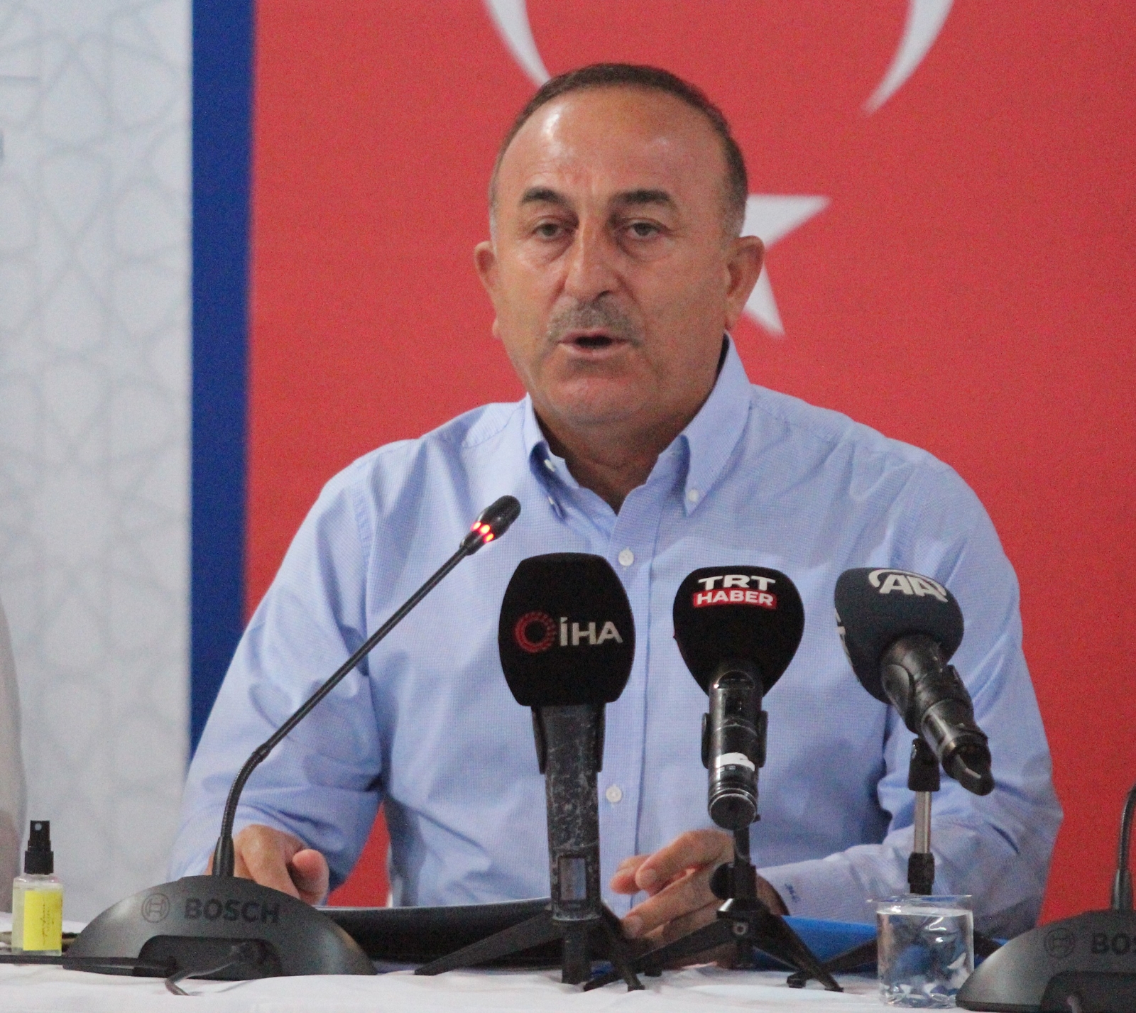 Bakan Çavuşoğlu: "Yangını Yarın Tamamen Kontrol Altına Almayı Hedefliyoruz"