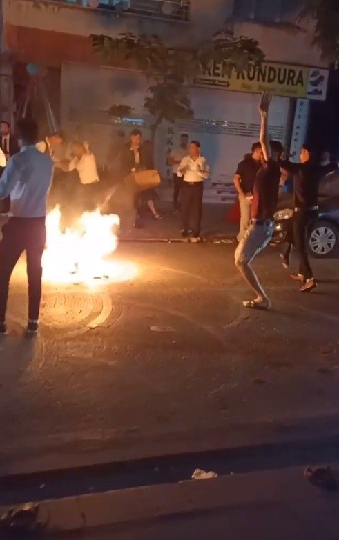 Ateşli Düğün Eğlencesine Polis Müdahale Etti