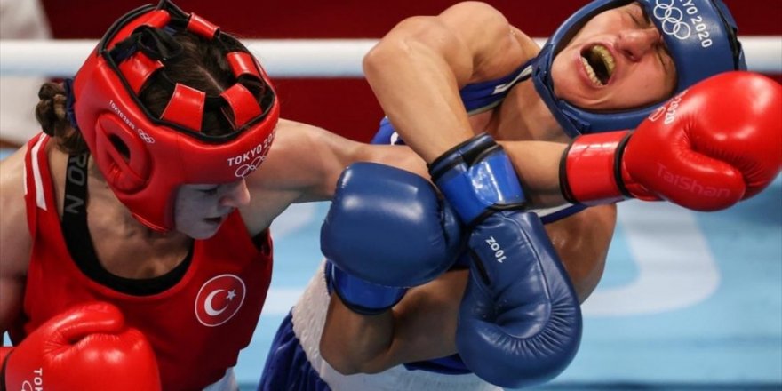 Boks Kadınlar 51 Kiloda Çakıroğlu Gümüş Madalya Kazandı