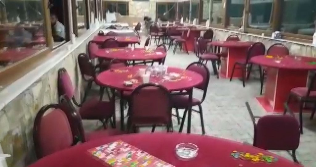 İzmir’de Bağ Evine Kumar Operasyonu