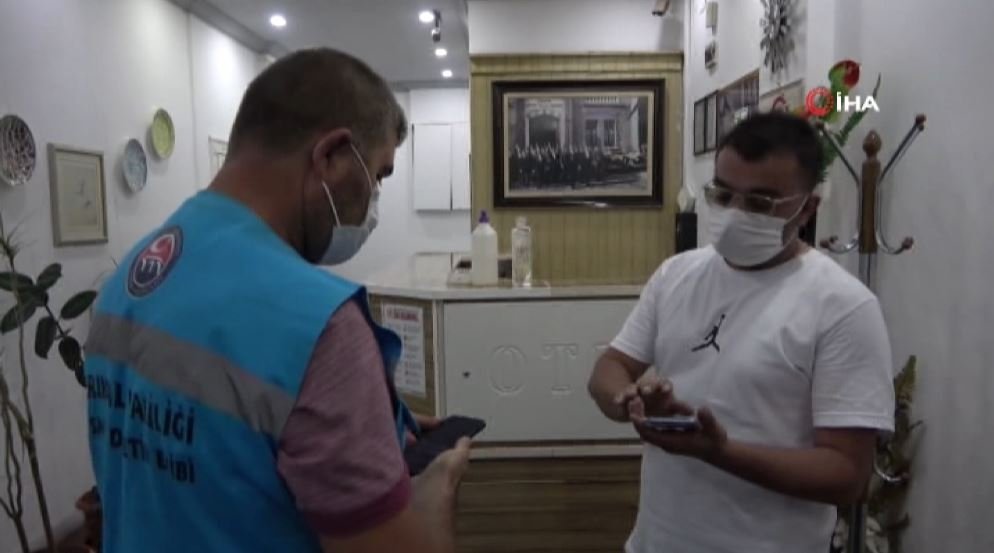 Otel Odasında Tespit Edilen Korona Virüs Hastasına 4 Bin 50’şer Lira Para Cezası