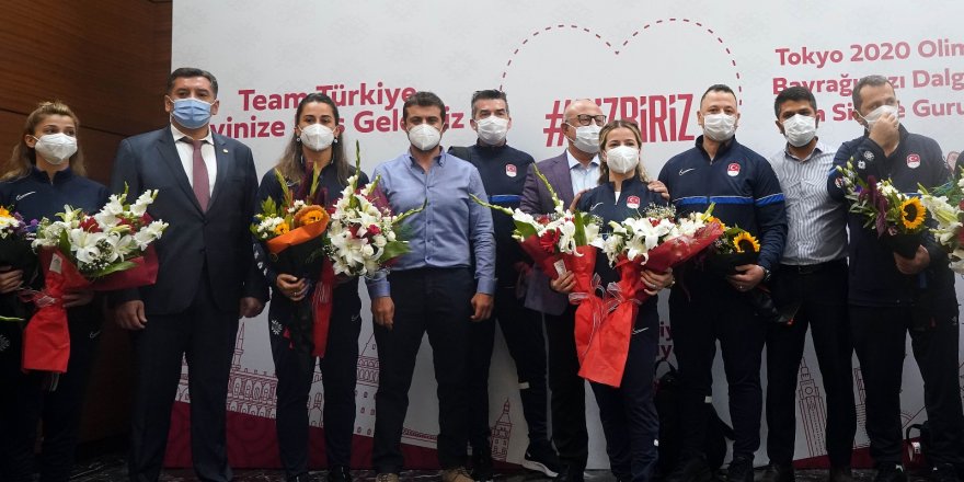 Olimpiyata giden sporcular  yurda döndü
