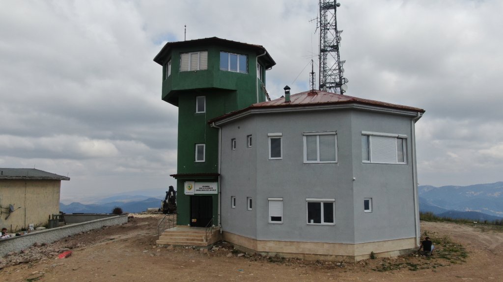 61 Senedir Ormanlar Bu Kuleden Denetleniyor