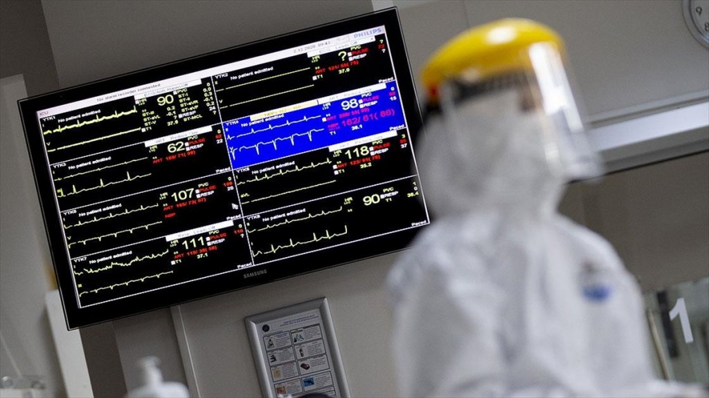 Antalya'da Sağlık Çalışanlarının Yıllık İzinleri İptal Edildi