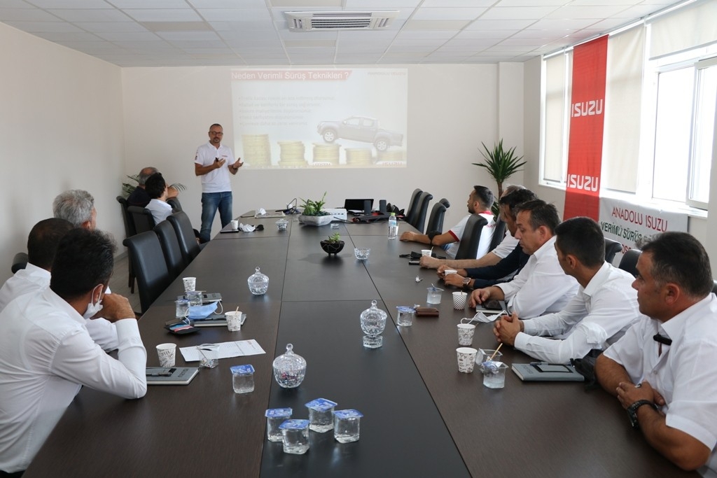 Safranbolu’da Şoförlere, "Güvenli Sürüş Teknikleri Eğitimi" Verildi