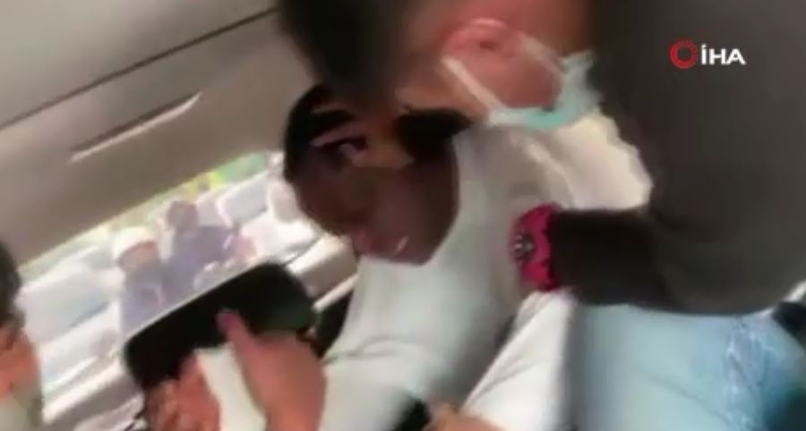 Endonezya’da Gözaltına Alınmak İstenen Nijeryalı Diplomat Darp Edildi