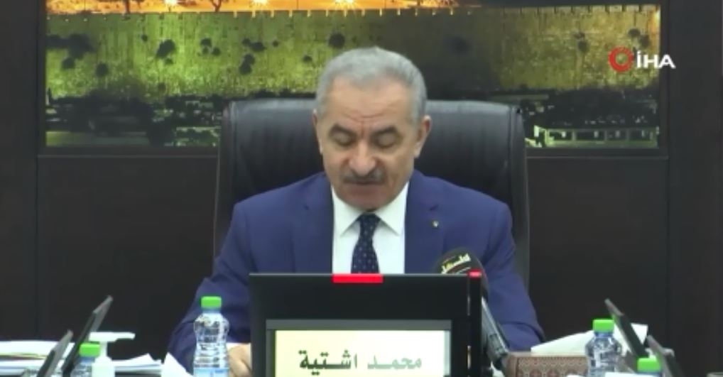 Filistin’de Covid-19 aşısı olmayı reddeden çalışanlara ücretsiz izin verilmesi planlanıyor