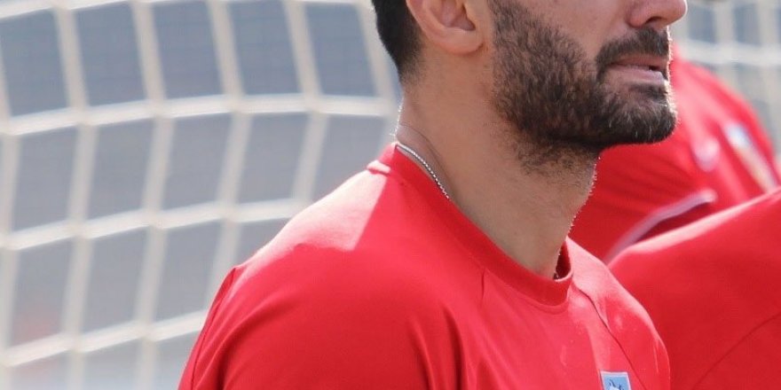 Kayserispor, Ali Karimi’yi açıkladı