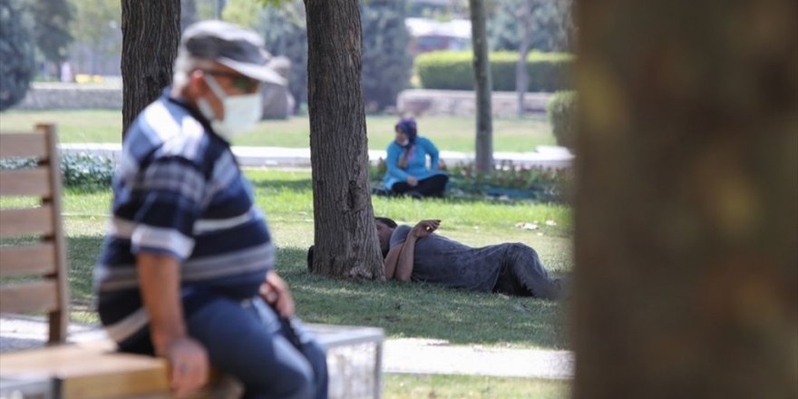 Sıcak Havalar En Çok Bebekler Ve Yaşlıları Etkiliyor