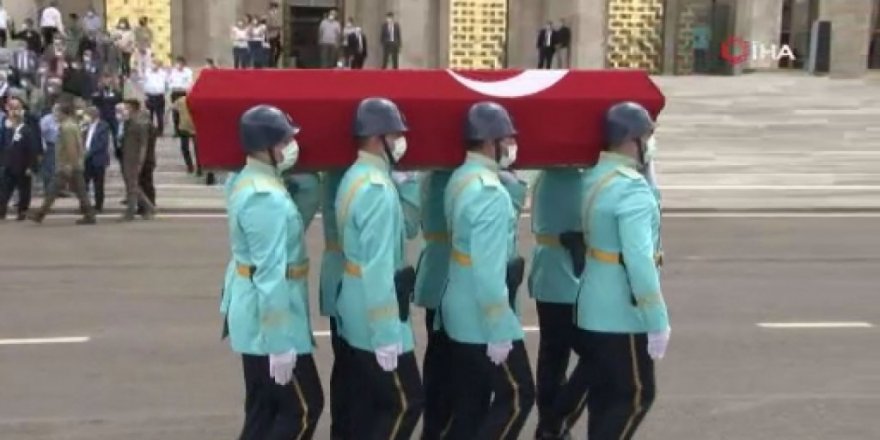 Eski Sağlık Bakanı Yaşar Eryılmaz için TBMM’de tören düzenlendi