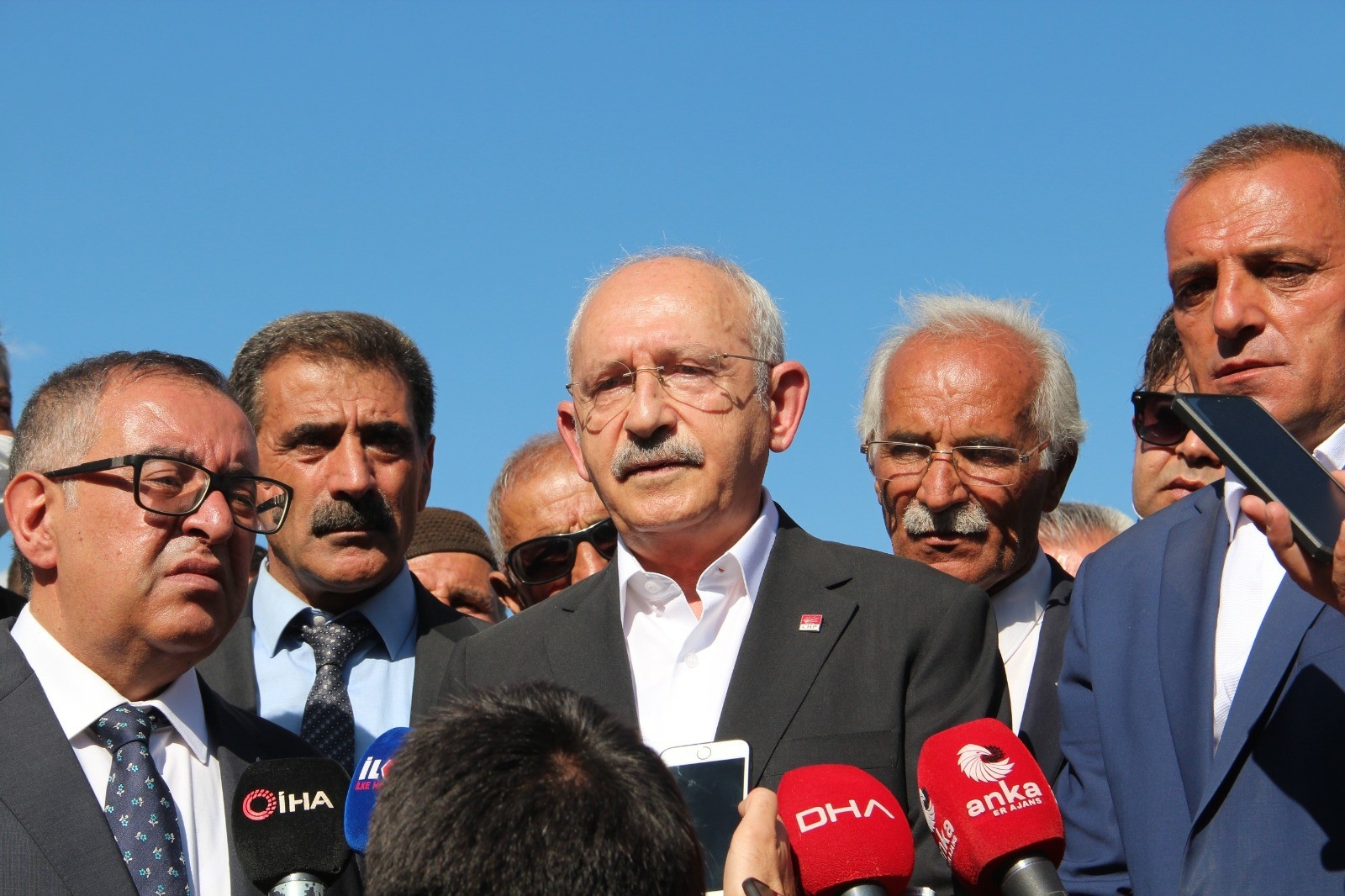 CHP Genel Başkanı Kılıçdaroğlu Van’daki sel bölgesinde