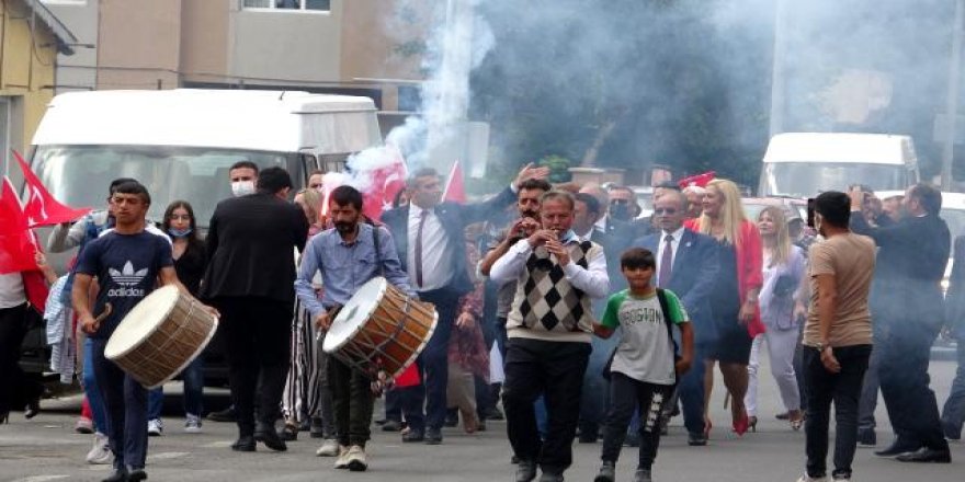 Ardahan’da Yenilik Partisi Genel Başkanı Öztürk Yılmaz’a coşkulu karşılama!