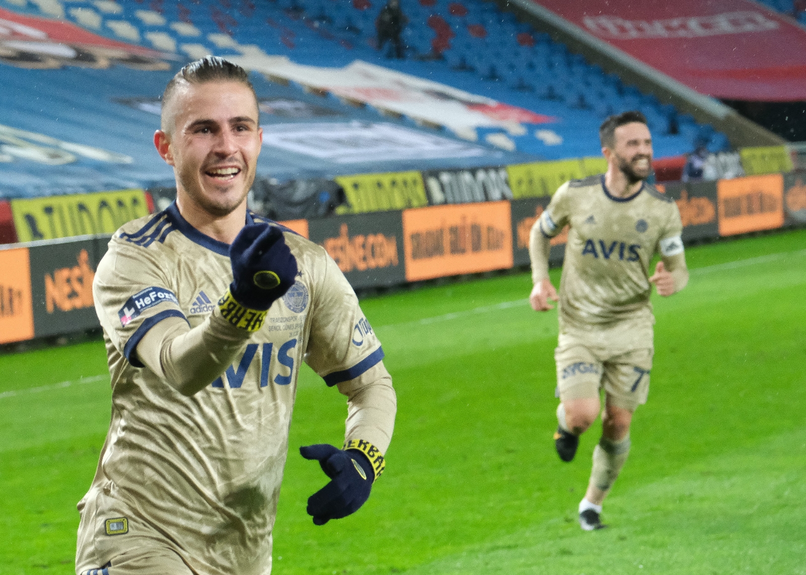 Pelkas: "3-4 Hafta Sahalardan Uzak Kalacağım"