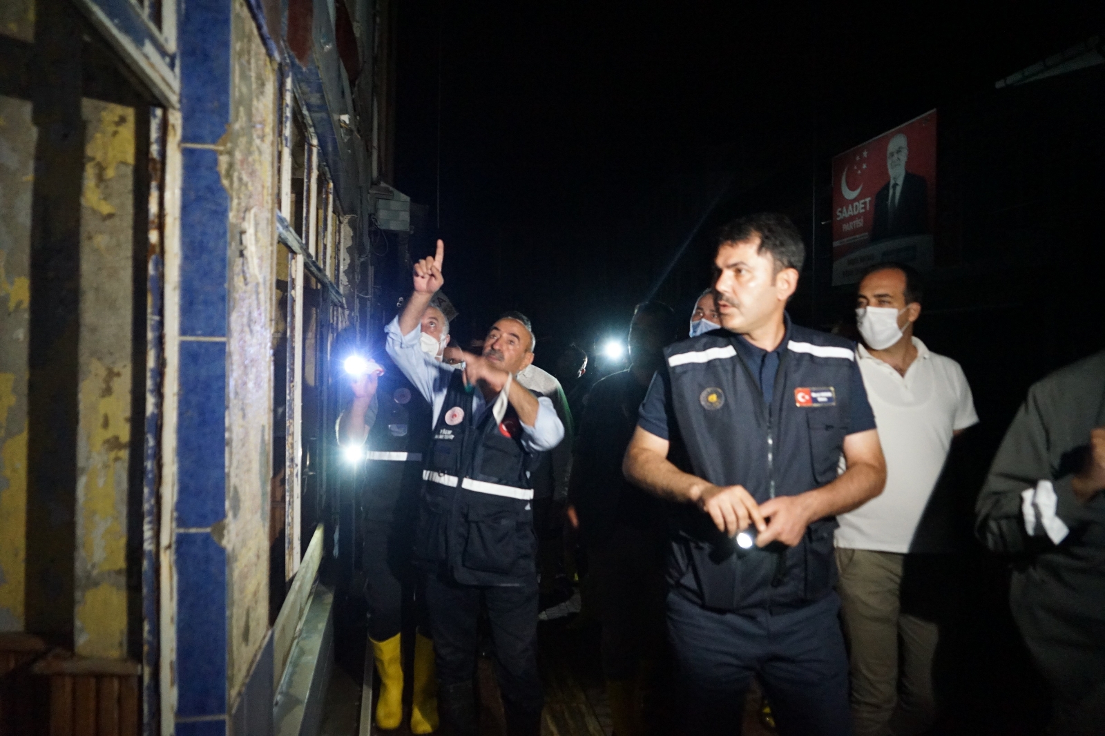 Bakan Kurum, Selin Yaşandığı Bölgede İncelemelerde Bulundu