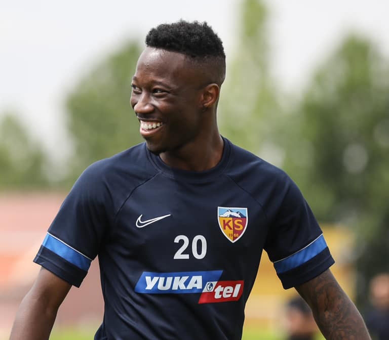 Carlos Mane Antrenmana Çıktı