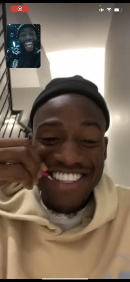 Batshuayi, Nkoudou ile görüştü