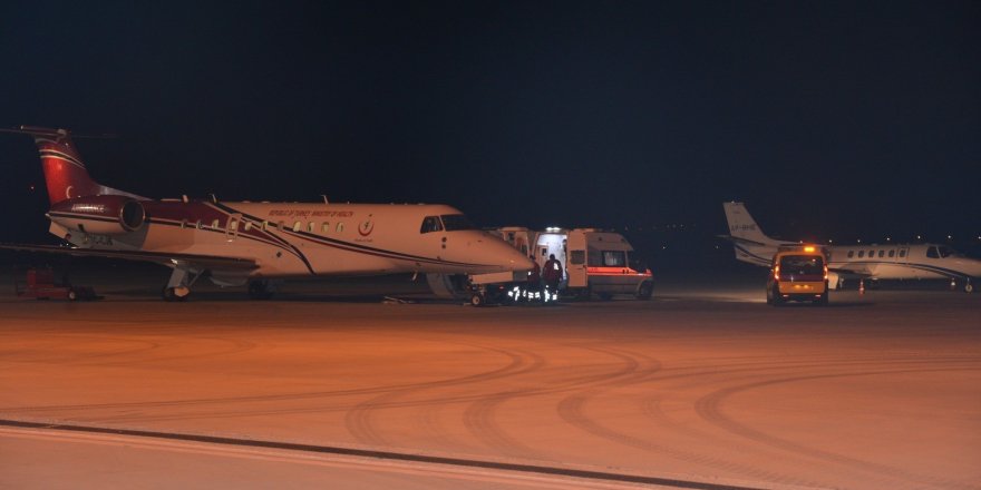 Lübnan’daki Akaryakıt Tankeri Patladı: 3 Kişi Ambulans Uçakla Türkiye’ye Getirildi