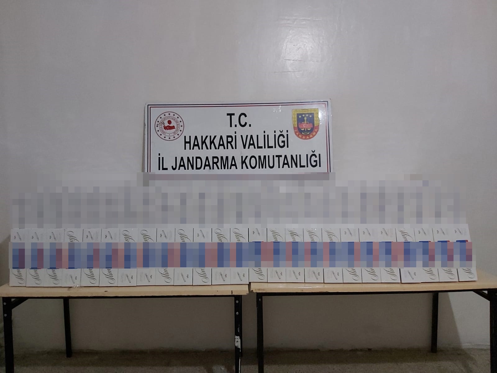 Şemdinli’de 9 bin 500 paket kaçak sigara ele geçirildi