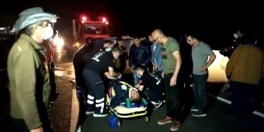 Bolu'da tır ile otomobil çarpıştı