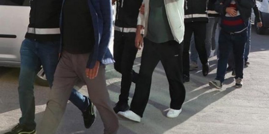 İzmir'de uyuşturucu operasyonu: 26 kişi tutuklandı