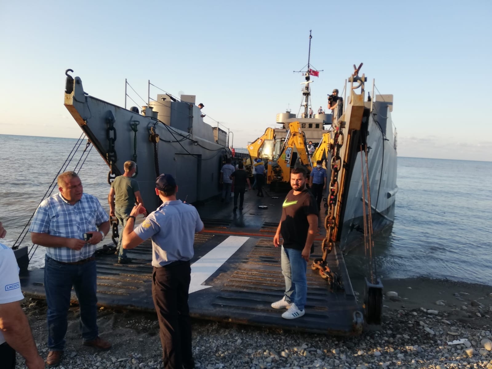 Donanma Türkeli’ye Çıkarma Yaptı