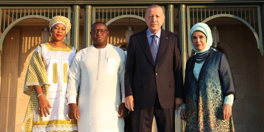 Cumhurbaşkanı Erdoğan, Sierra Leone Cumhurbaşkanı Bio İle Bir Araya Geldi