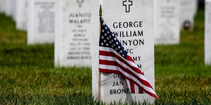 Abd'nin Afganistan'da 20 Yıl Süren En Uzun Savaşında 2 Bin 400'den Fazla Amerikan Askeri Yaşamını Yitirdi