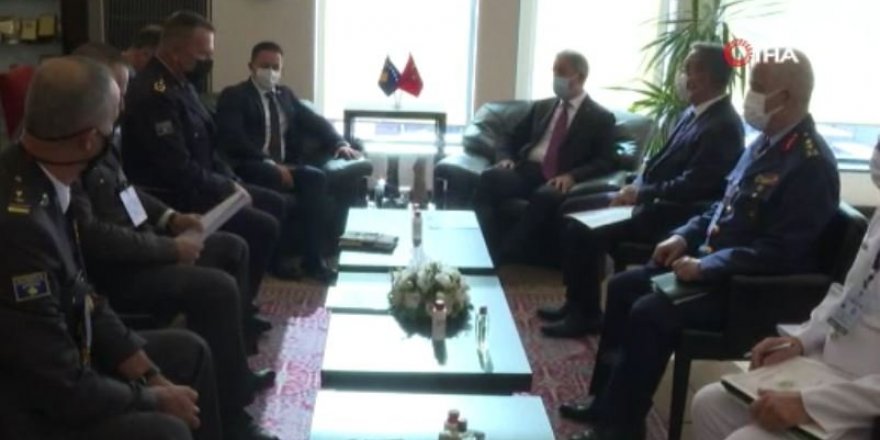 Akar, Kosova Savunma Bakanı Mehaj ile görüştü