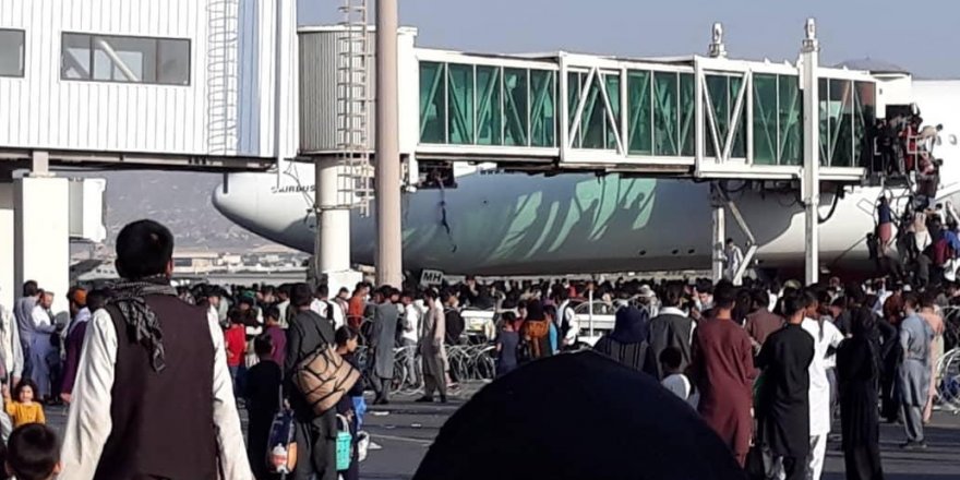 İngiltere, Afganistan’dan şu ana kadar 2 bin 52 Afgan’ı tahliye etti