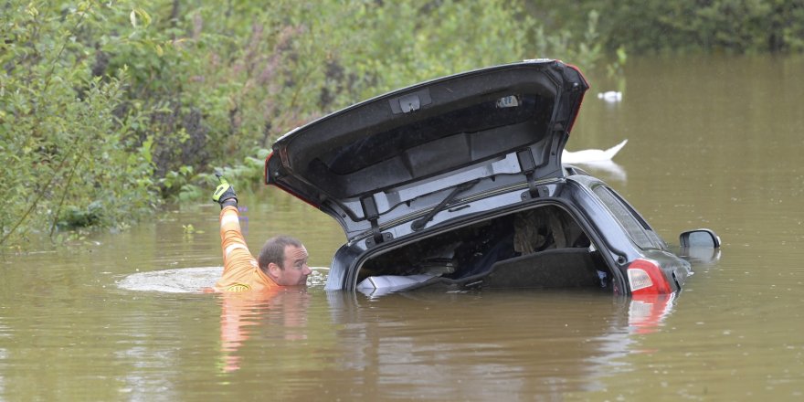 İsveç’in güneyini sel vurdu