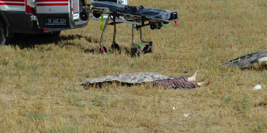 Tatil Yolculuğu Faciayla Bitti: Anne Ve 2 Kızı Trafik Kazasında hayatını kaybetti